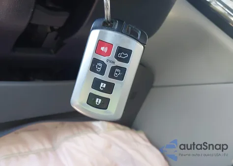 2016 Toyota Sienna Xle 8 Passenger from USA, damaged, VIN 5TDYK3DC9GS723047